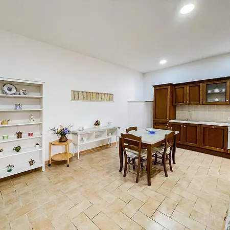 Byronappartamentotarquiniacentro Διαμέρισμα Tarquinia